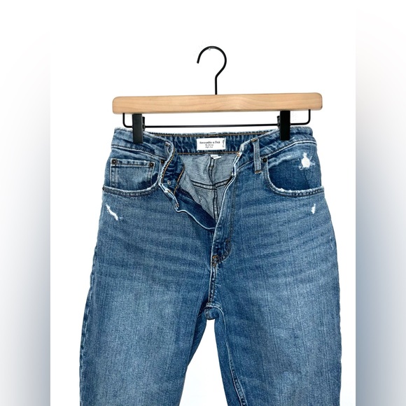 Abercrombie & Fitch Curve Love The Skinny High Rise Jeans Size 27/4S - Picture 8 of 11